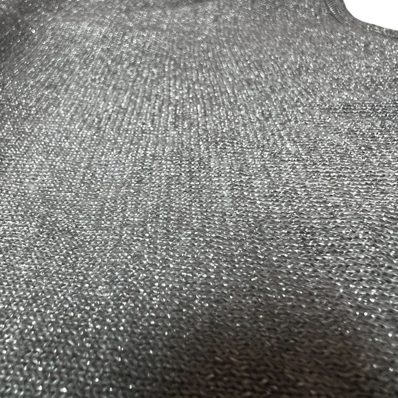 New York & Company Silver Metallic V Neck Top Size‎ Large Open Back - Picture 6 of 8